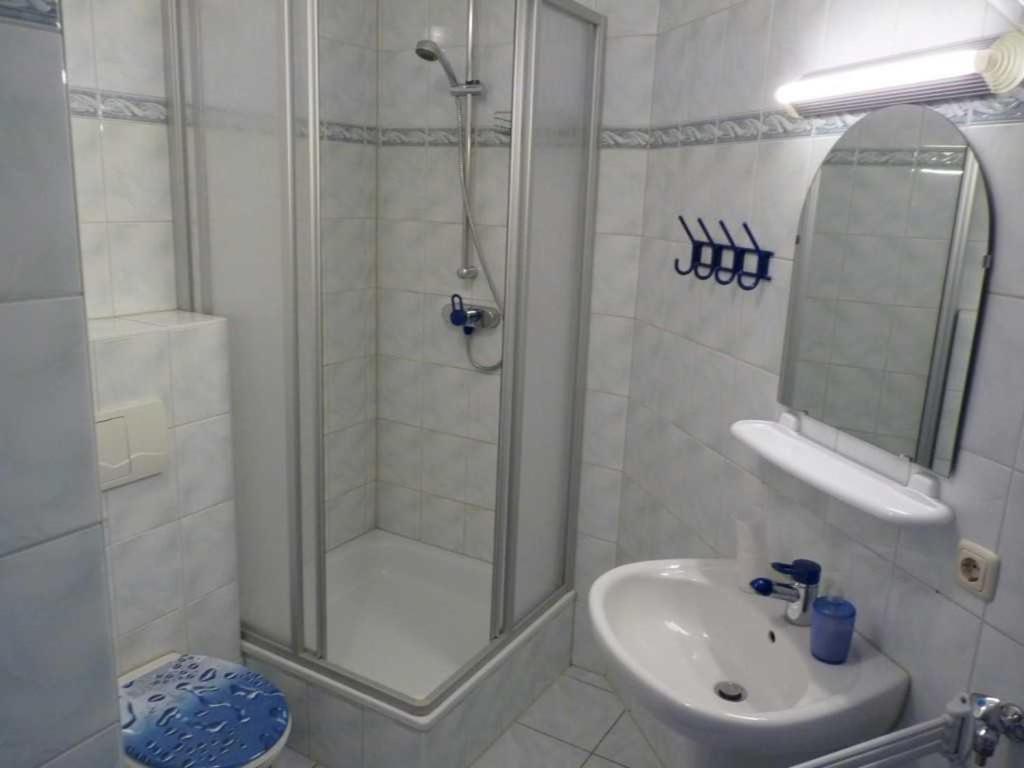 Ferienwohnung "Am Yachthafen" Objekt Id 12104-7 Варен Екстериор снимка